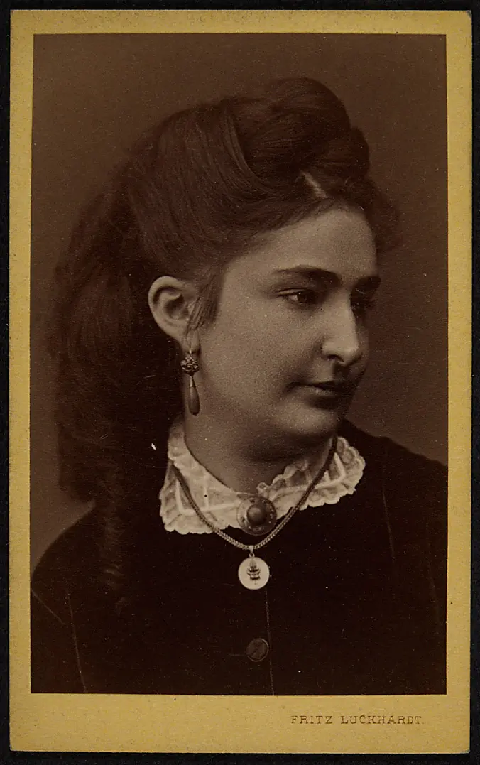 Mlle. Guillaume