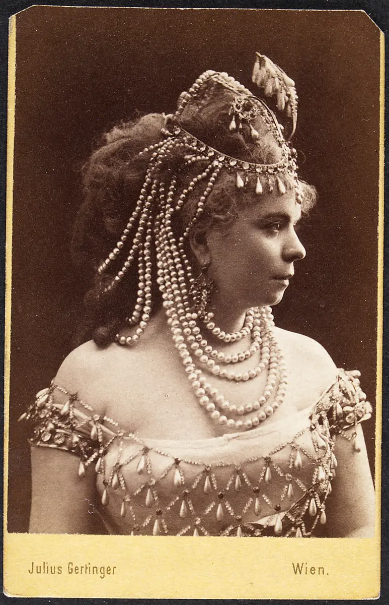 Lori Stubel