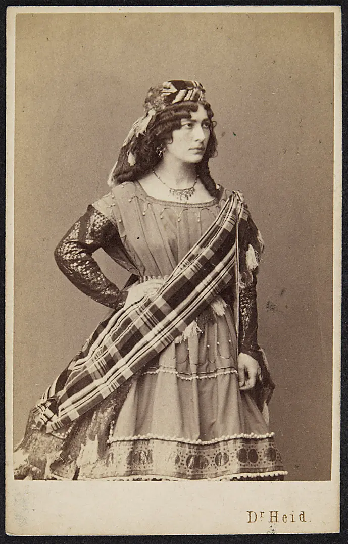 Charlotte Wolter