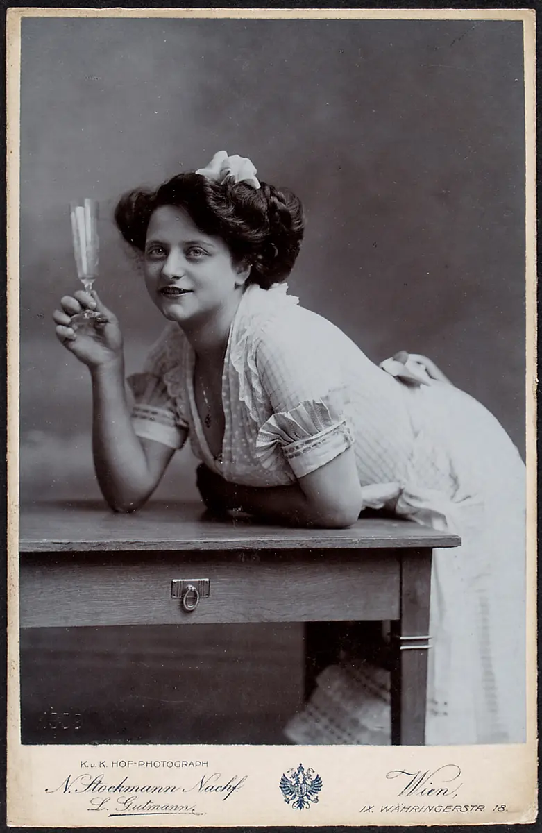 Mimi Marlow
