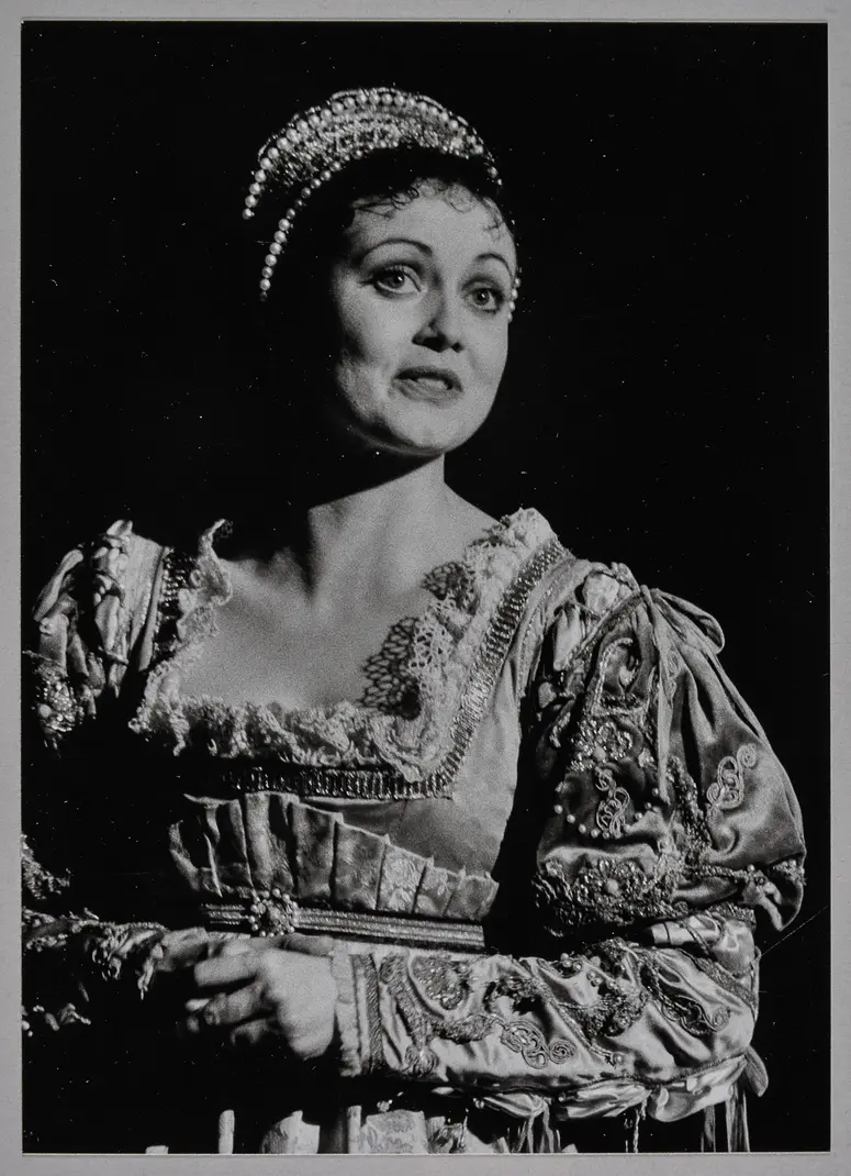 Ruth Alexander, Verweis auf Stücktitel: A Midsummer Night's Dream