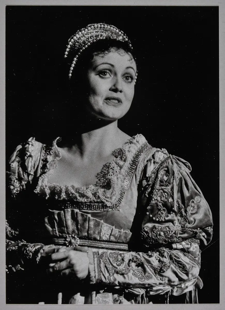 Ruth Alexander, Verweis auf Stücktitel: A Midsummer Night's Dream