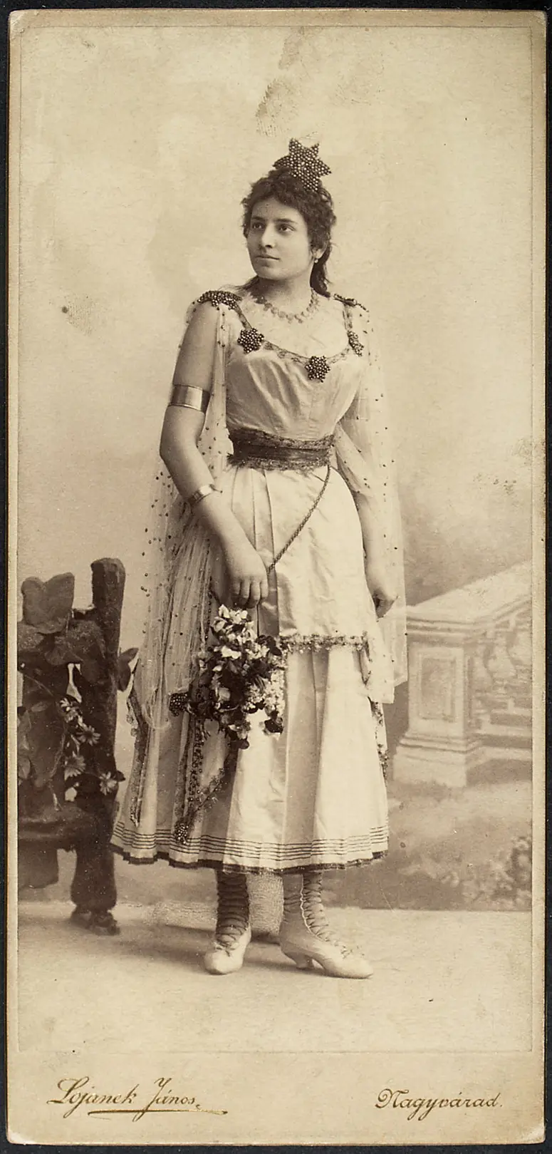 Frau Dalloki