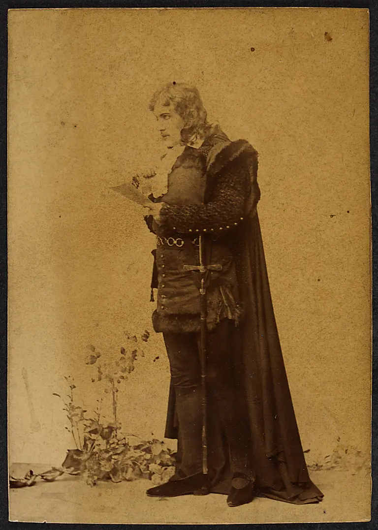 Ferdinand Bonn, Verweis auf Stücktitel: Hamlet