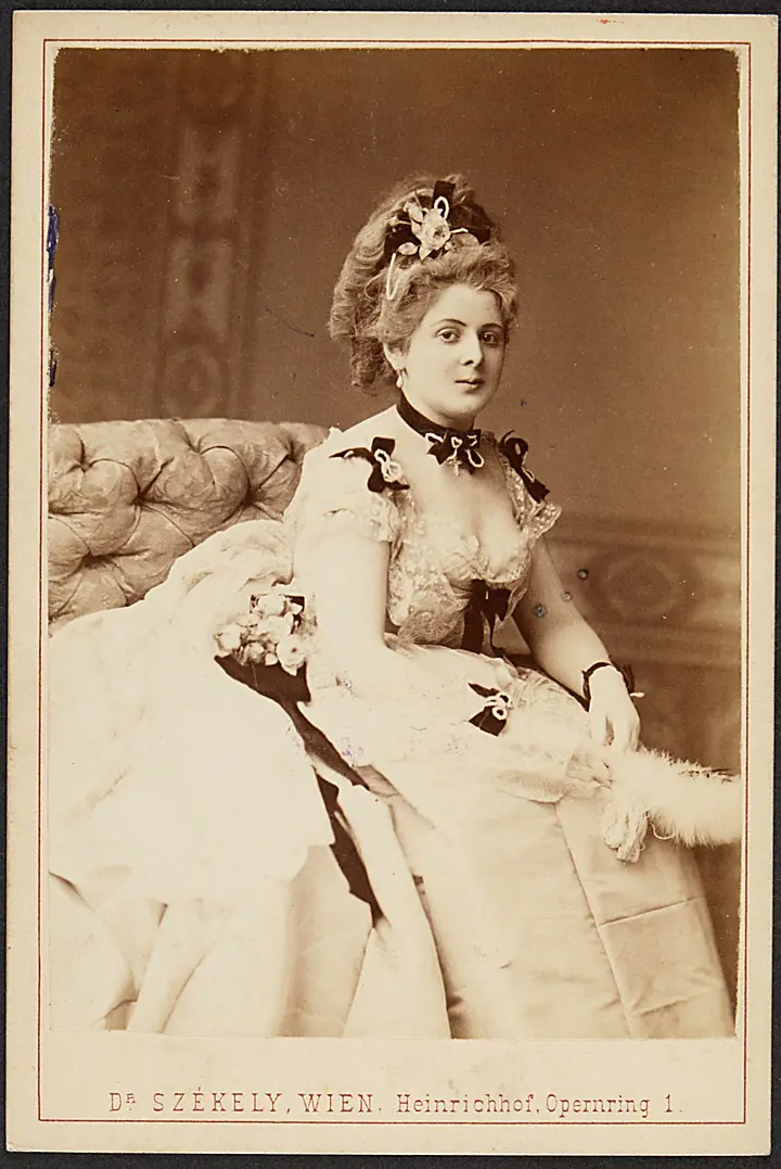 Anna Roll