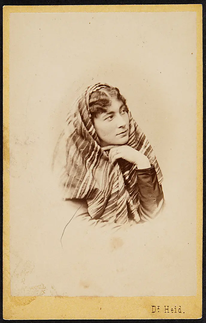 Charlotte Wolter