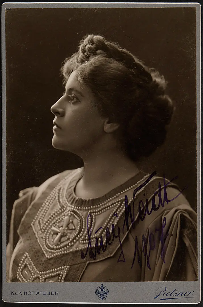 Lucie Weidt