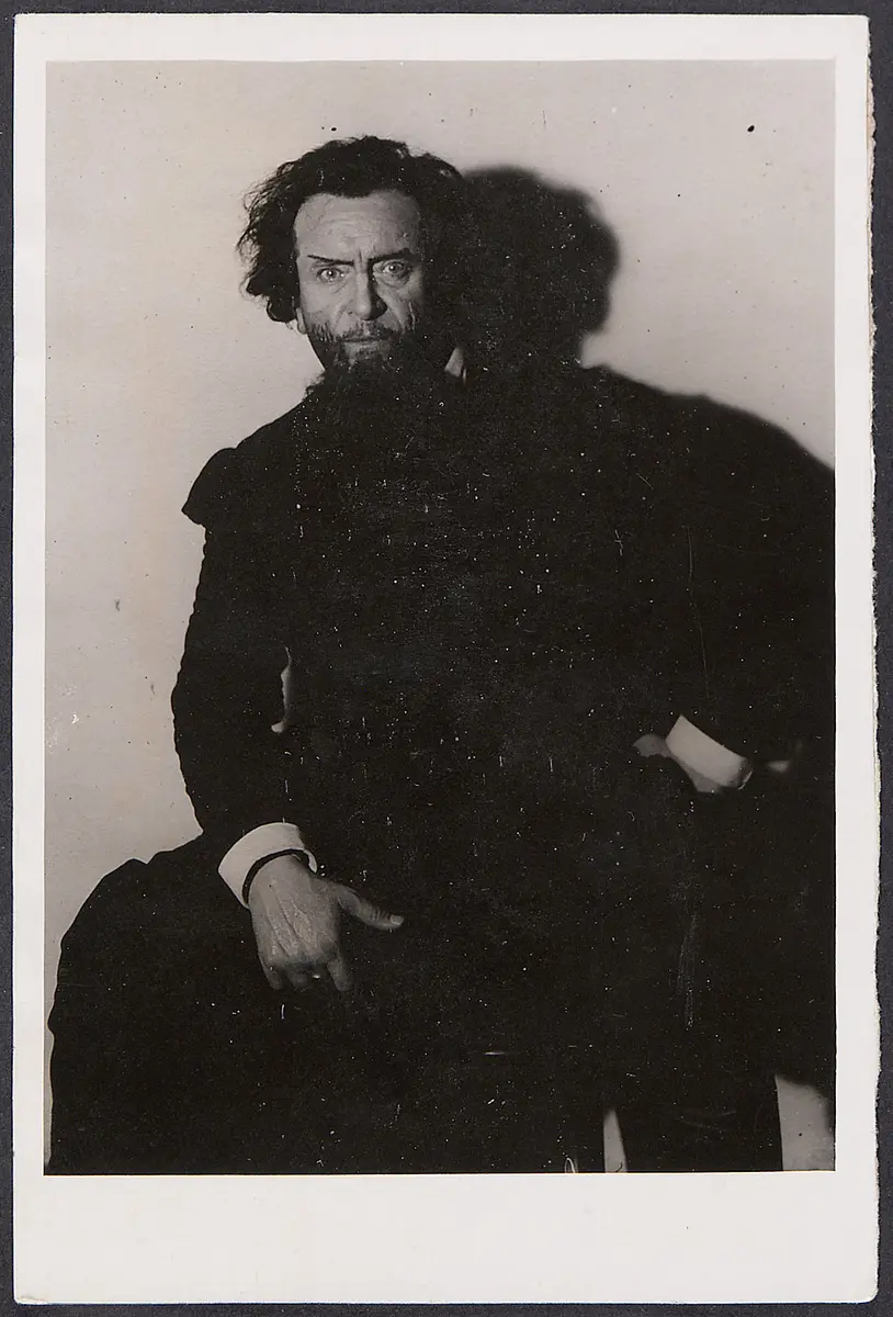 Franz Höbling, Verweis auf Stücktitel: Der fliegende Holländer