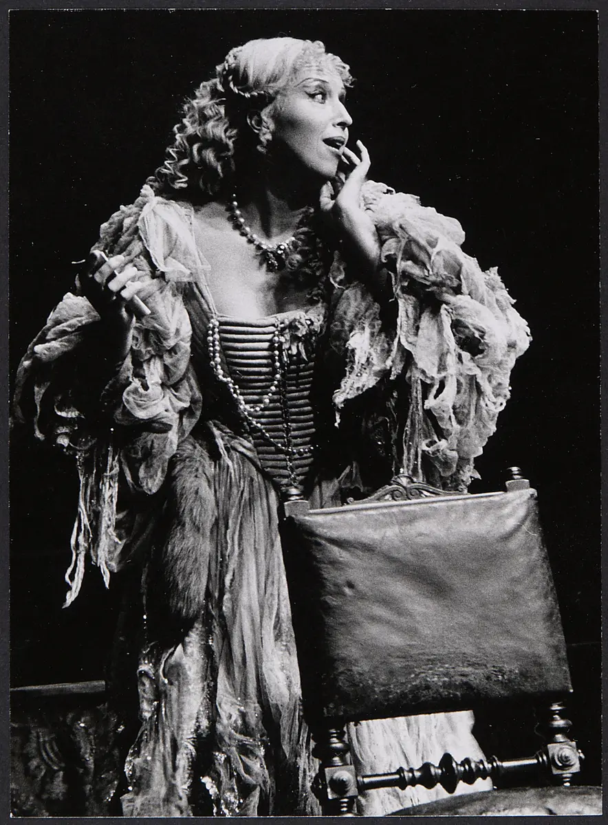 Josephine Barstow
