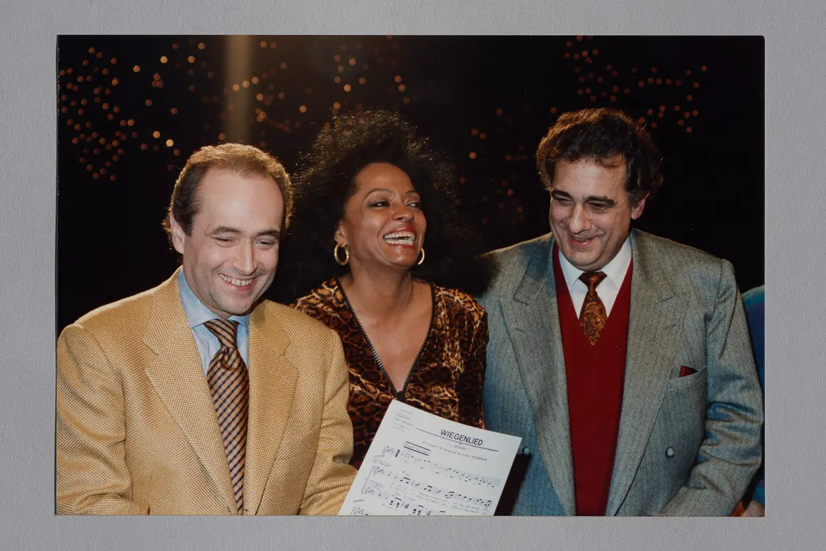Plácido Domingo, Verweis auf Stücktitel: Christmas in Vienna