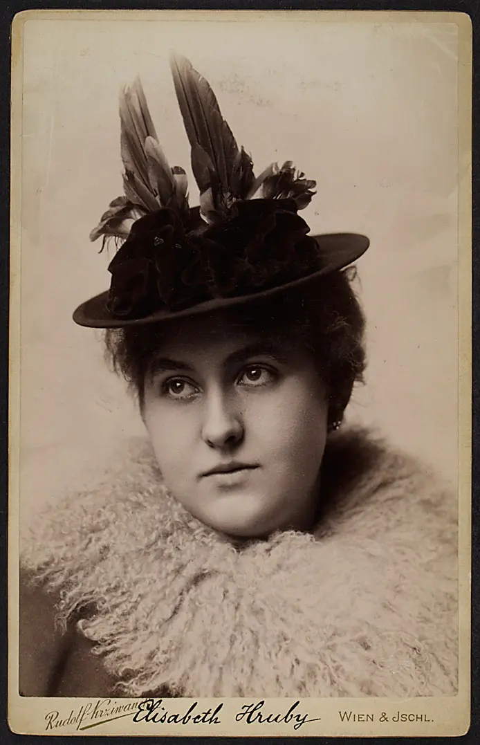 Elisabeth Hruby