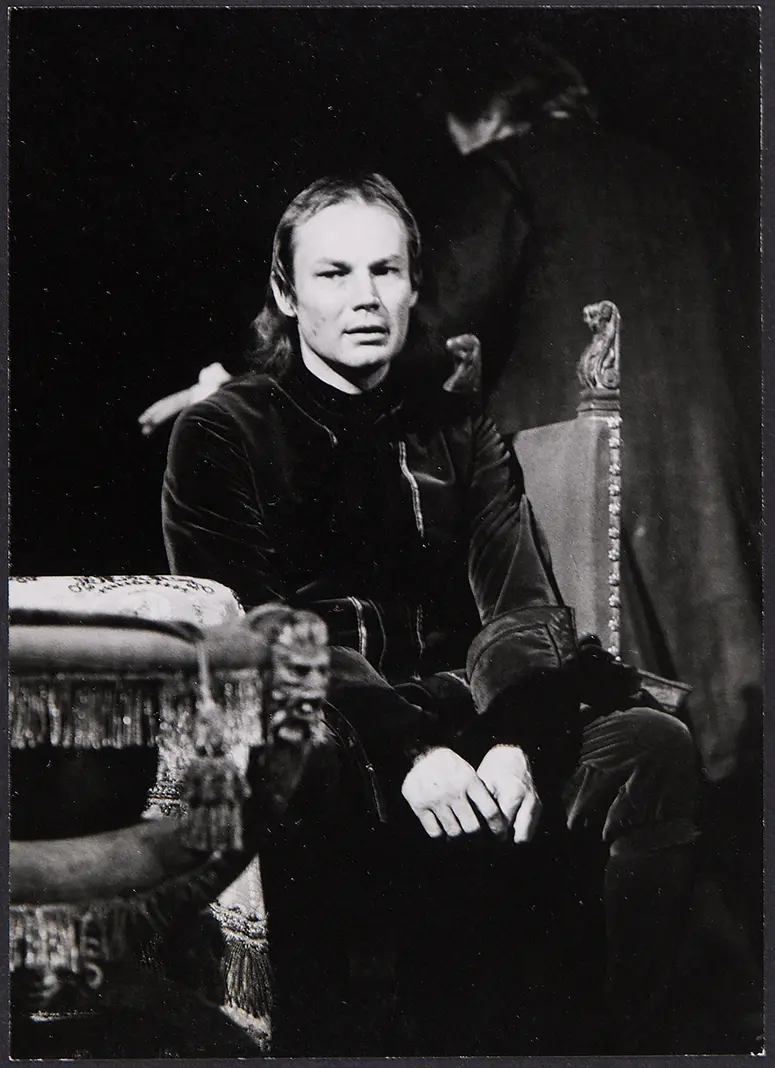 Klaus Maria Brandauer, Verweis auf Stücktitel: Tartuffe
