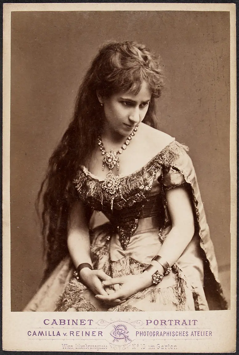Julie Falkner