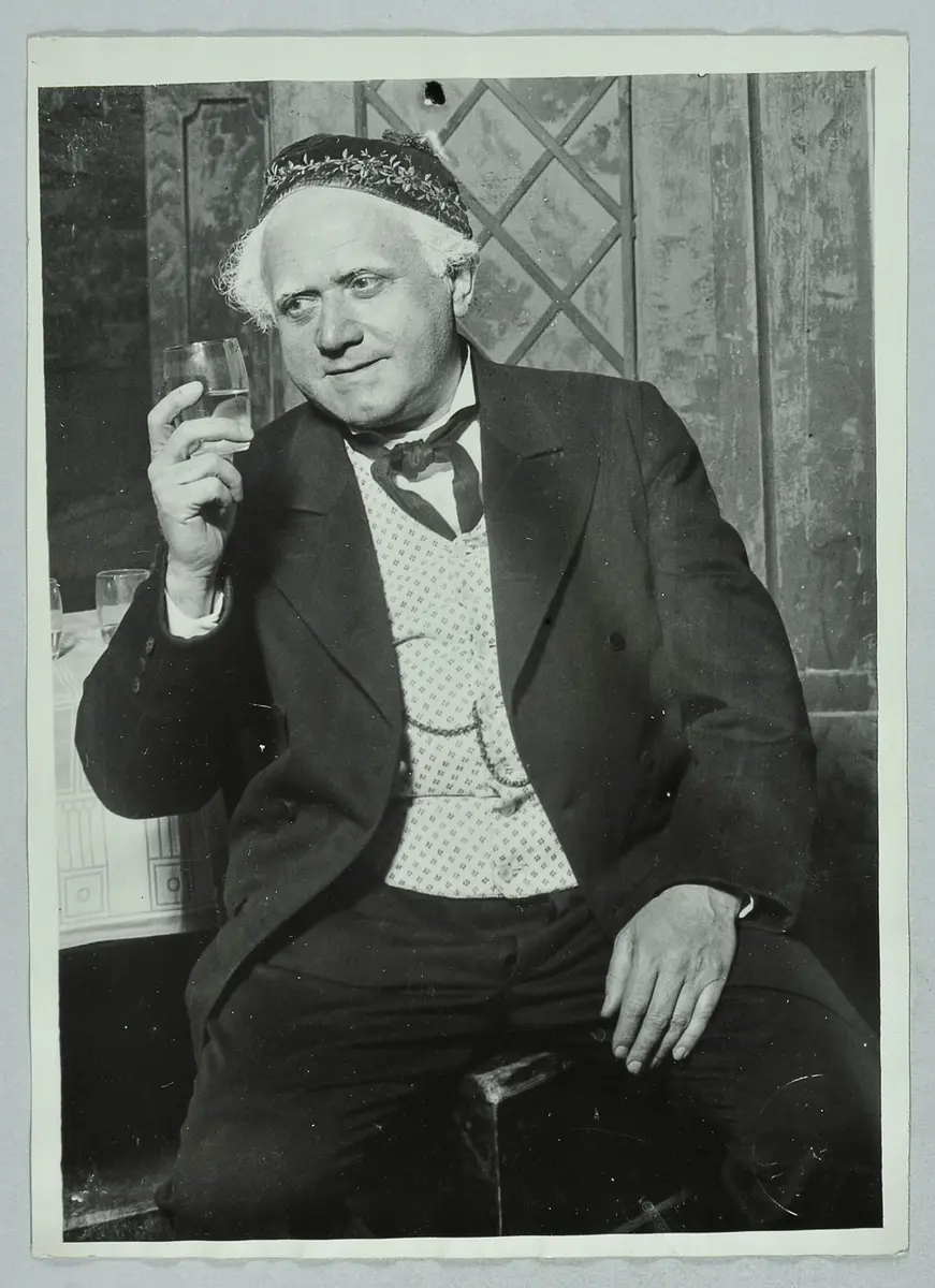 Ludwig Stössel, Verweis auf Stücktitel: Das Walzerparadies