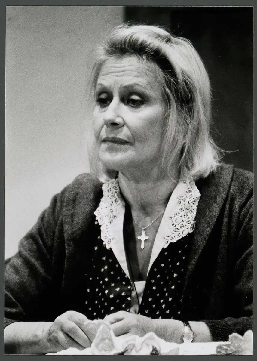 Johanna Mertinz, Verweis auf Stücktitel: Der Irrläufer