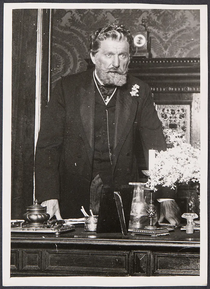 Hans Homma, Verweis auf Stücktitel: Lueger