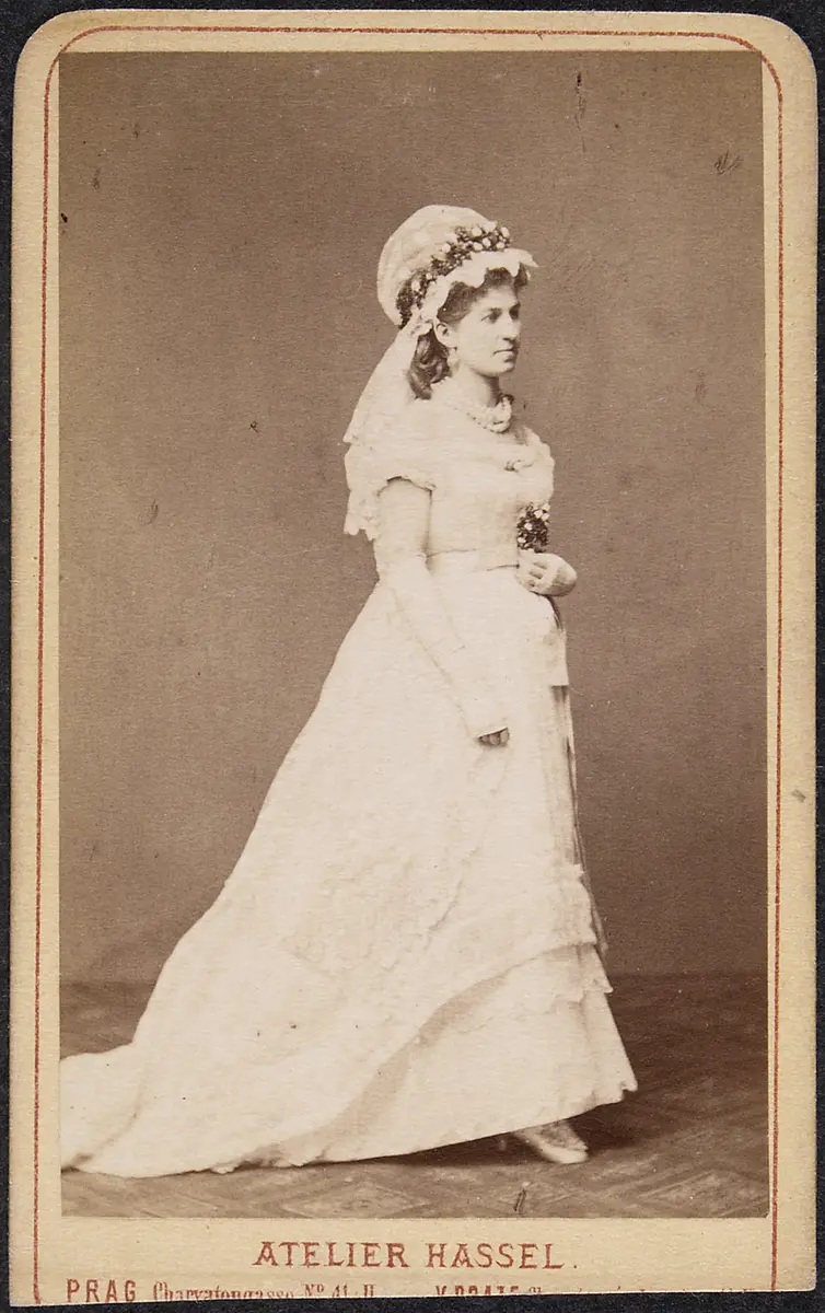 Frl. Kayser, Verweis auf Stücktitel: La Fille de Madame Angot