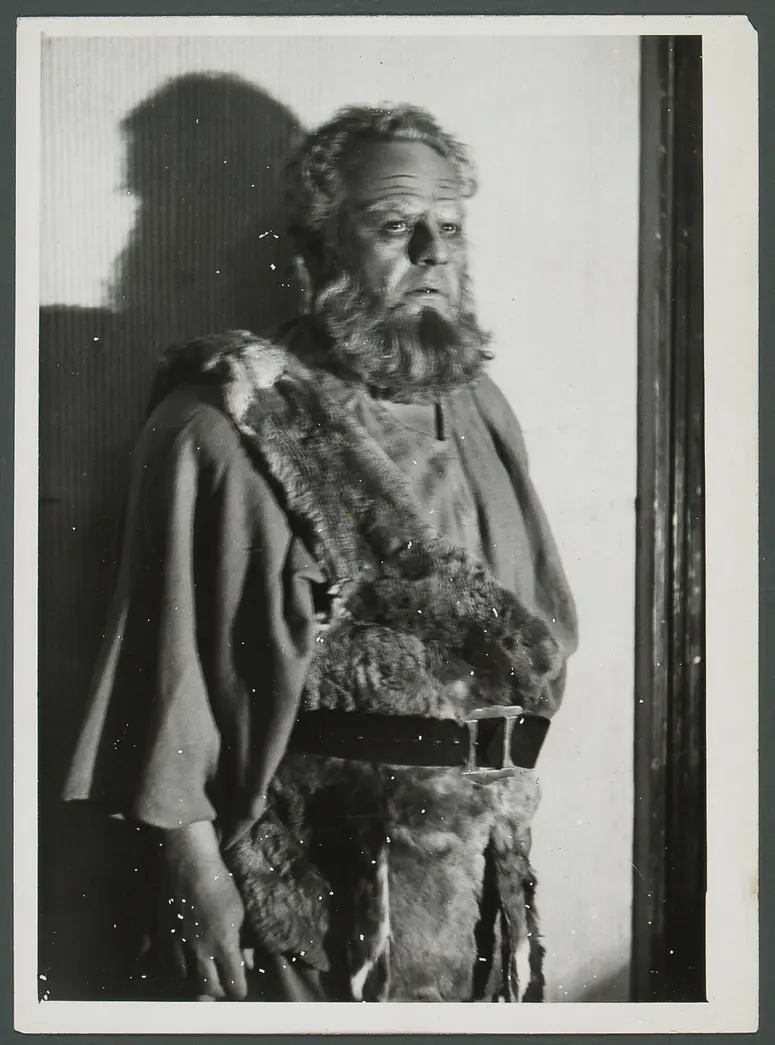 Richard Mayr, Verweis auf Stücktitel: Der Bettler Namenlos