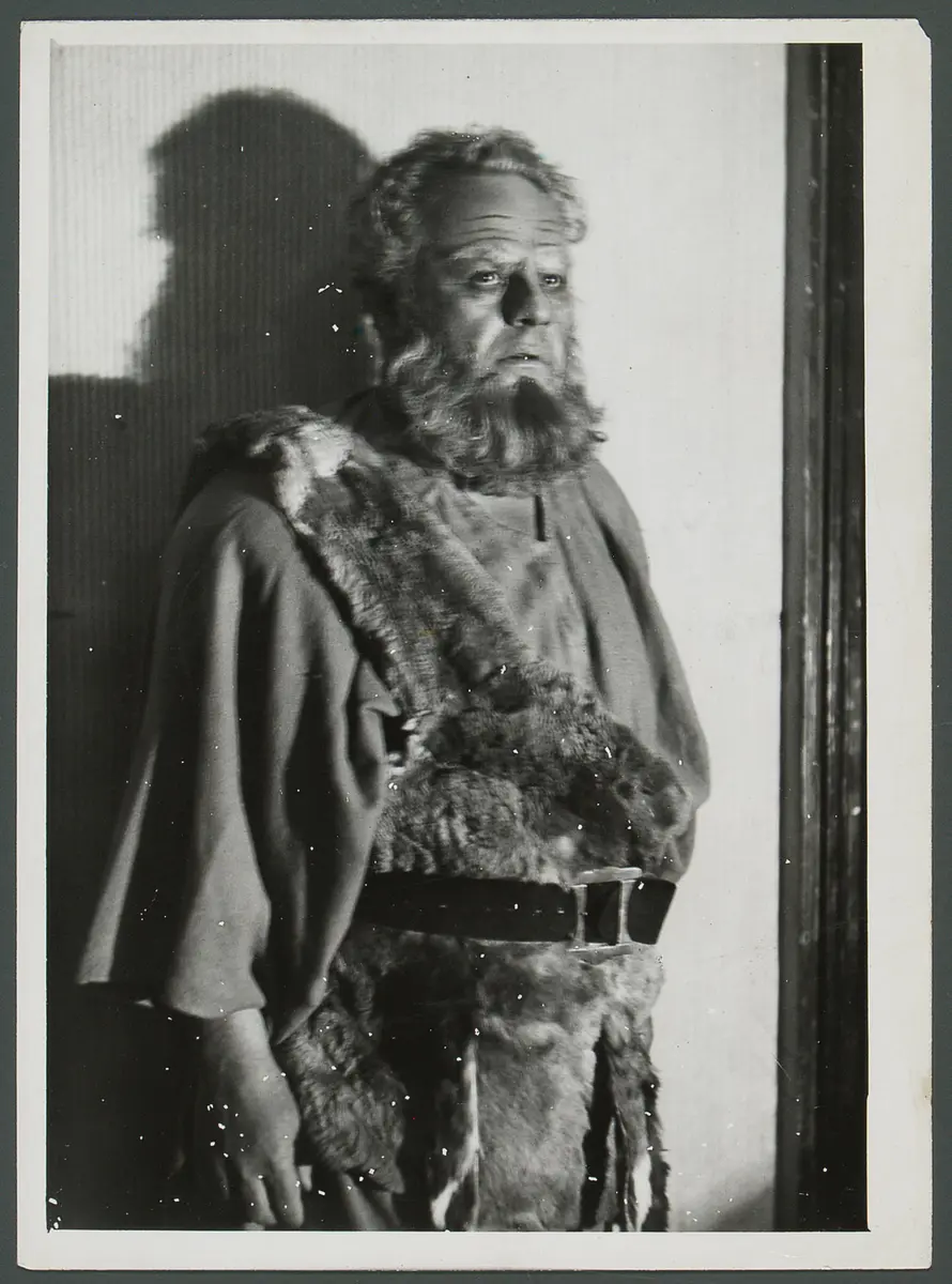 Richard Mayr, Verweis auf Stücktitel: Der Bettler Namenlos