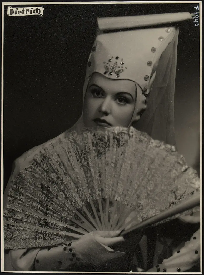 Maria Holst