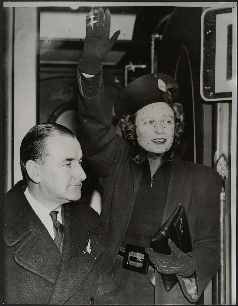 Anna Neagle