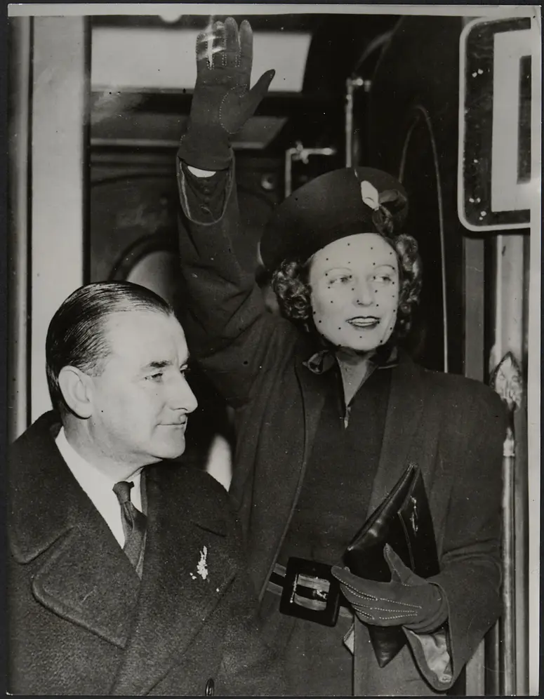 Anna Neagle