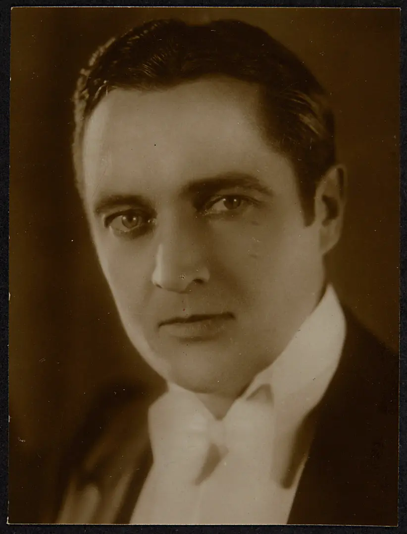 Edmund Lowe