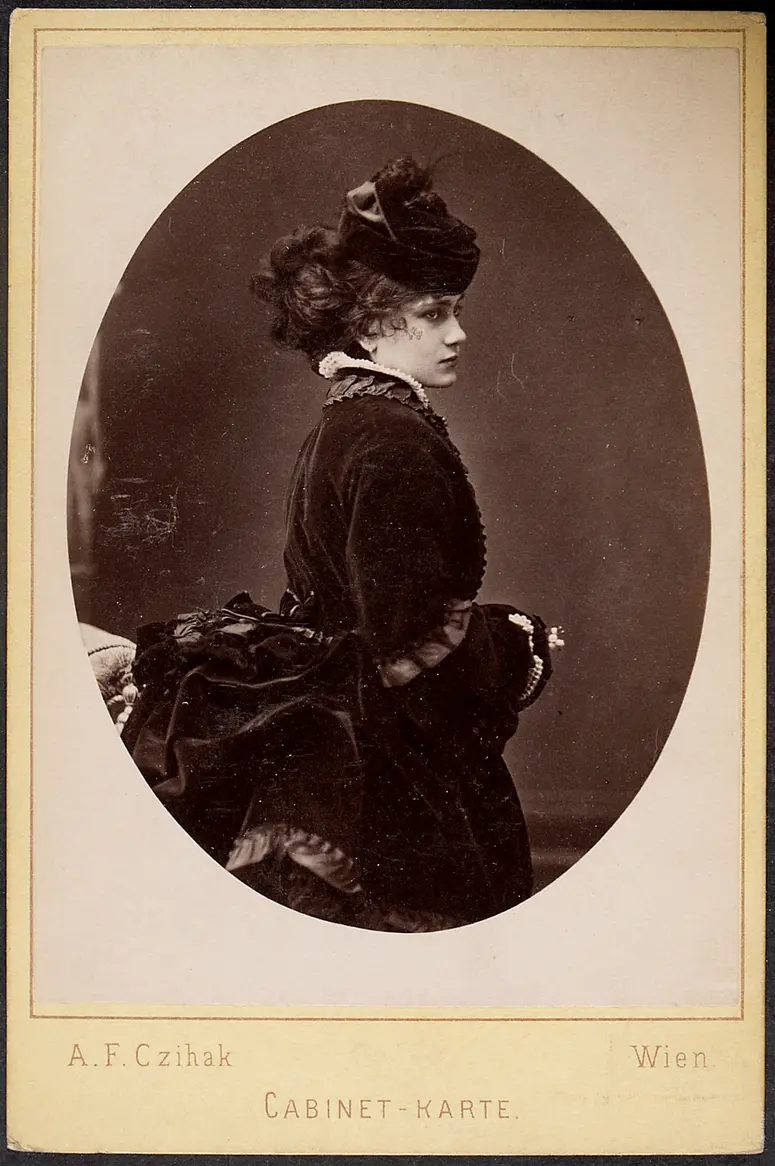 Betty Damhofer