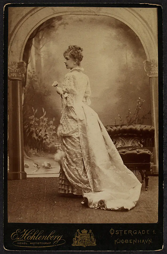 Betty Hennings, Verweis auf Stücktitel: Hedda Gabler