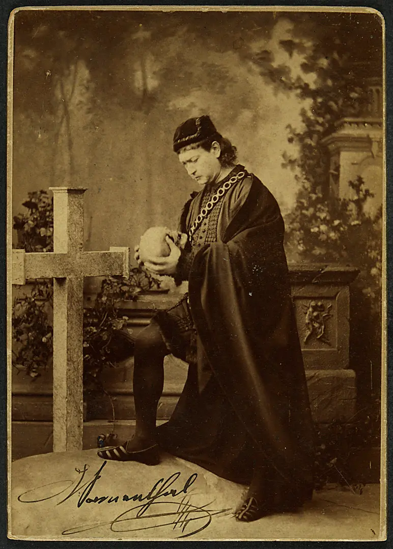 Adolf von Sonnenthal, Verweis auf Stücktitel: Hamlet