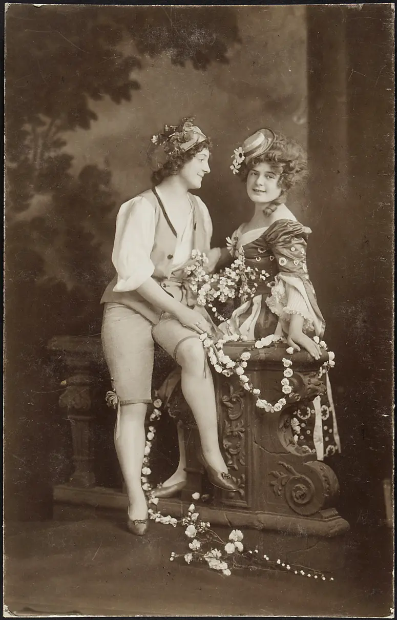 Marie Holz, Margarete Fuchs