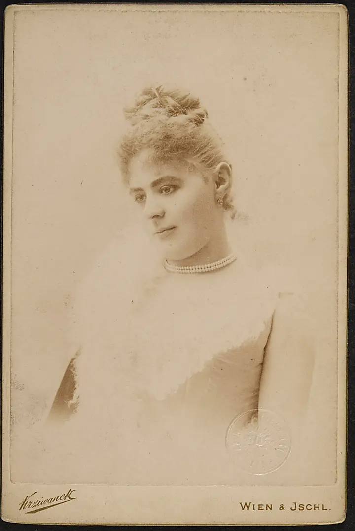 Christine Bukovics