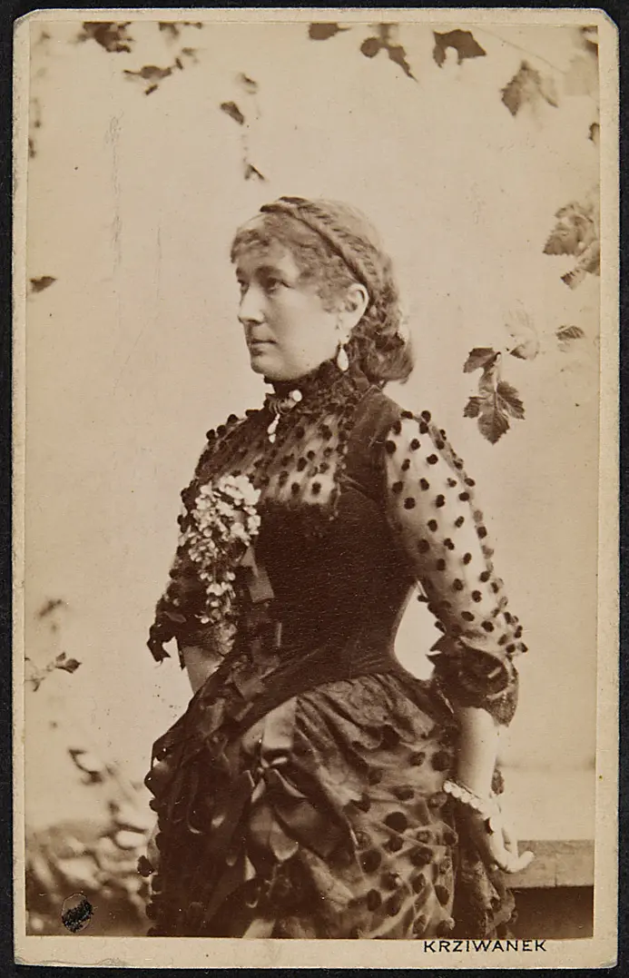 Charlotte Wolter