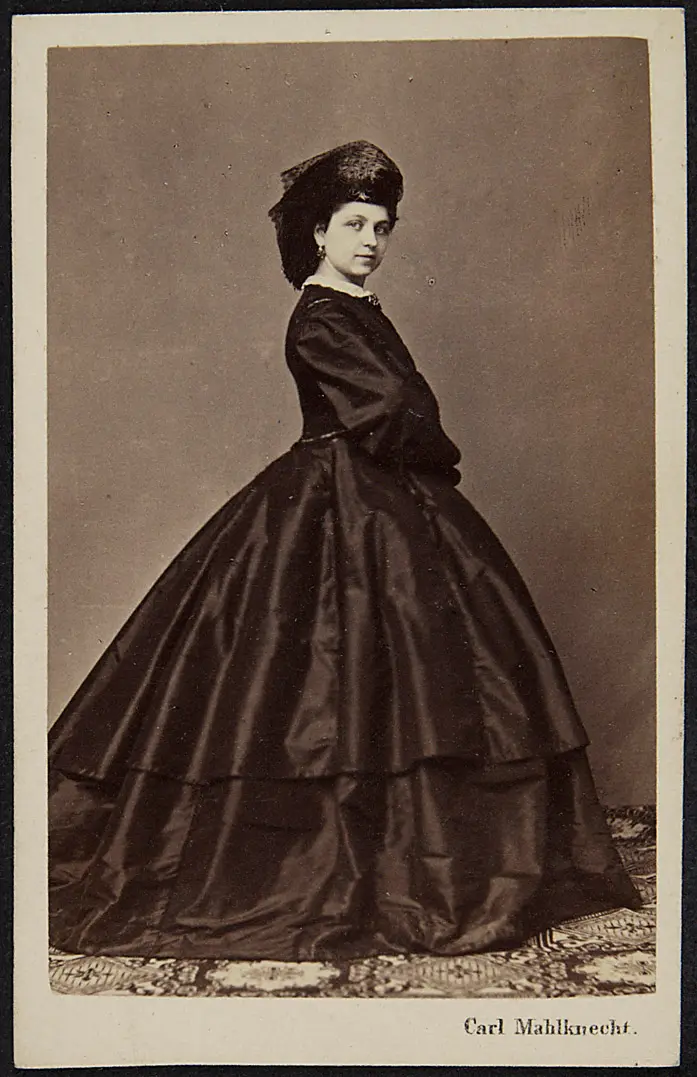 Anna Kratz