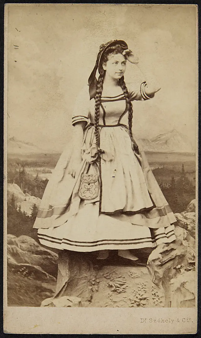 Anna Kratz