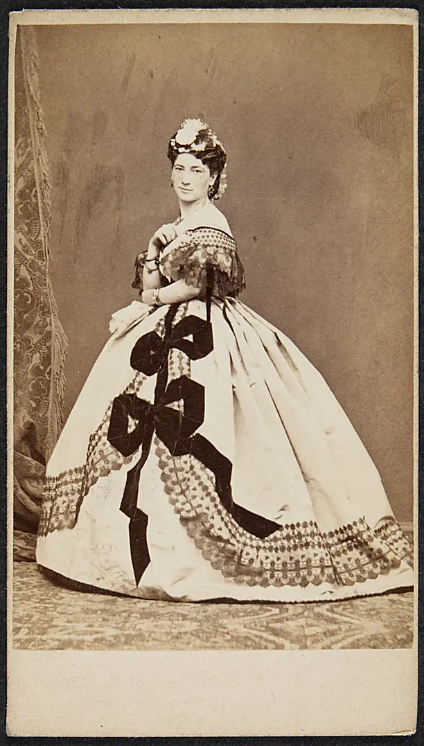 Charlotte Wolter