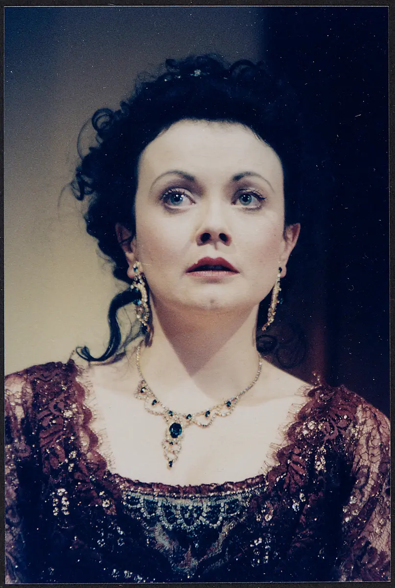 Fo Cullen, Verweis auf Stücktitel: Pygmalion