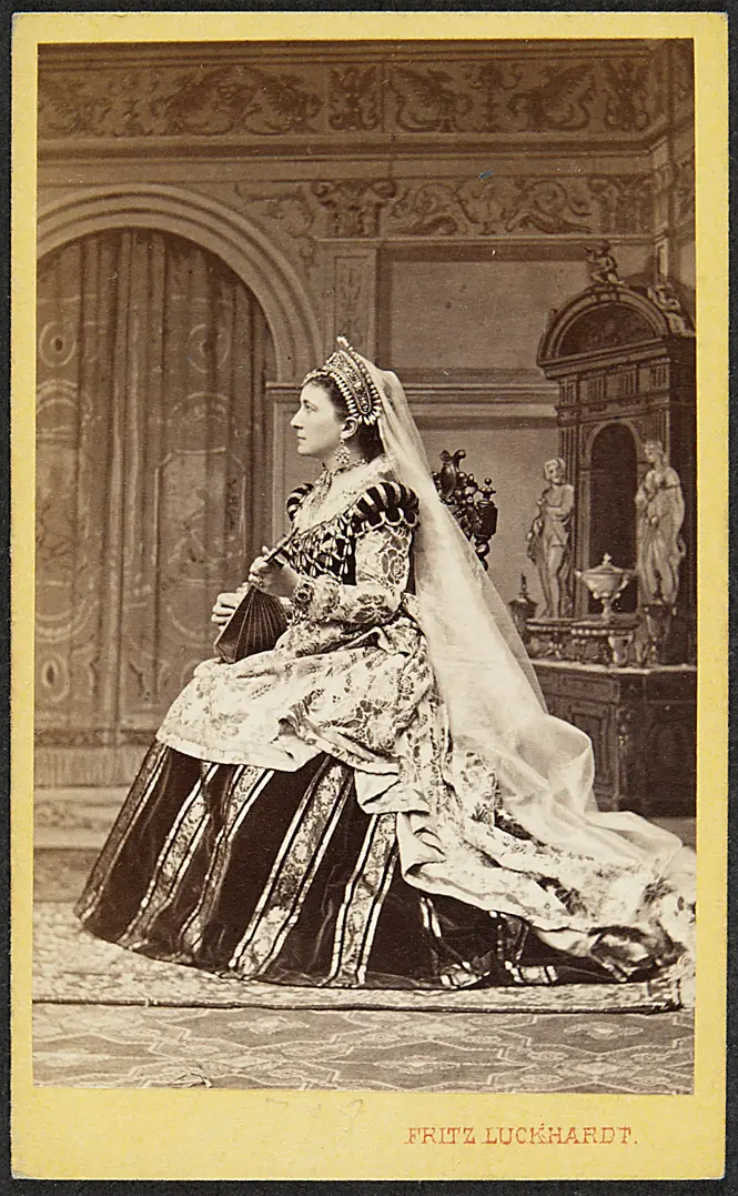 Charlotte Wolter