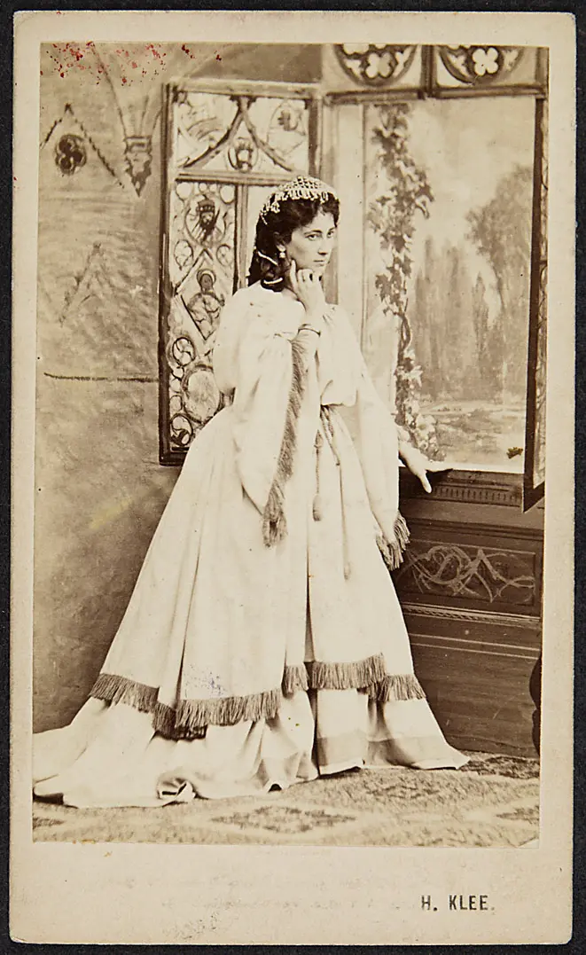 Charlotte Wolter