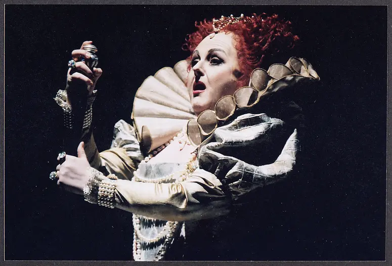 Edita Gruberova, Verweis auf Stücktitel: Roberto Devereux