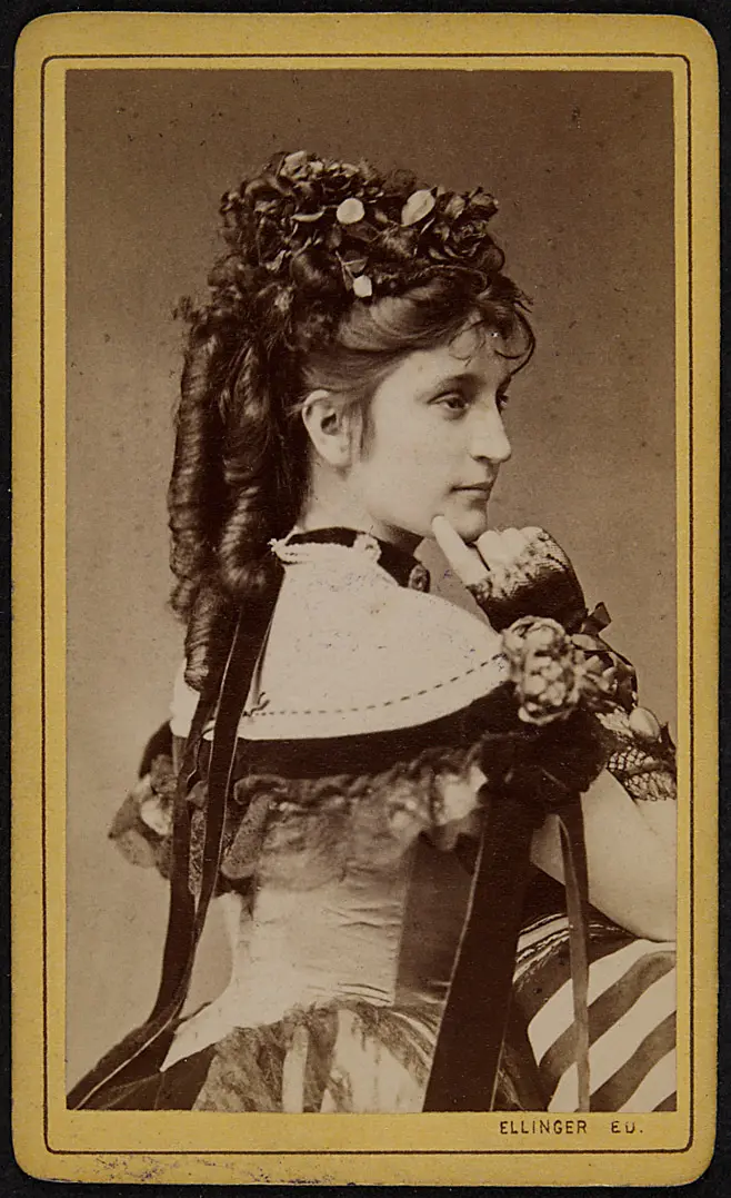 Ilka Helvey