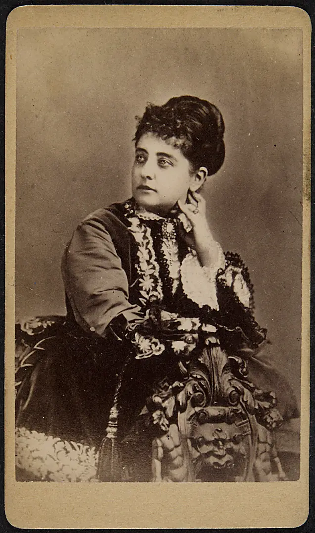 Pauline Lucca