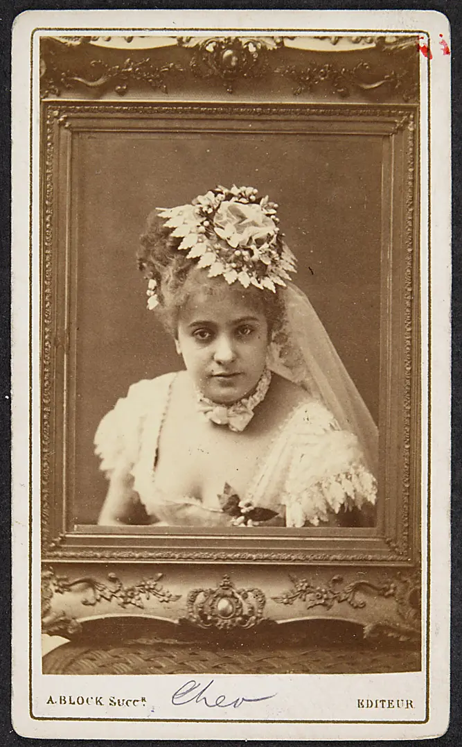 Louise Théo