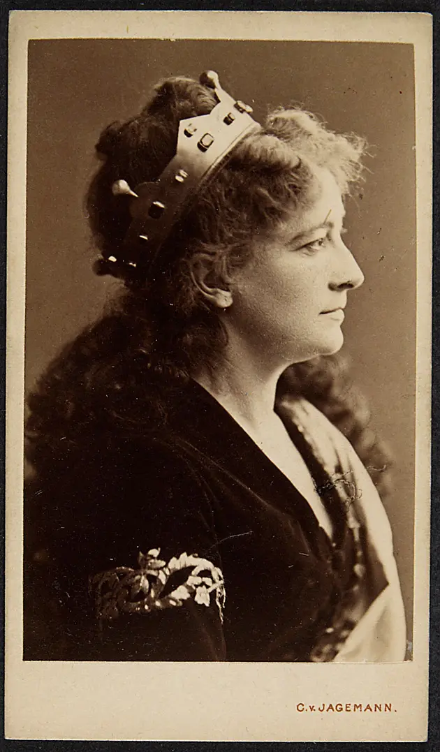 Charlotte Wolter