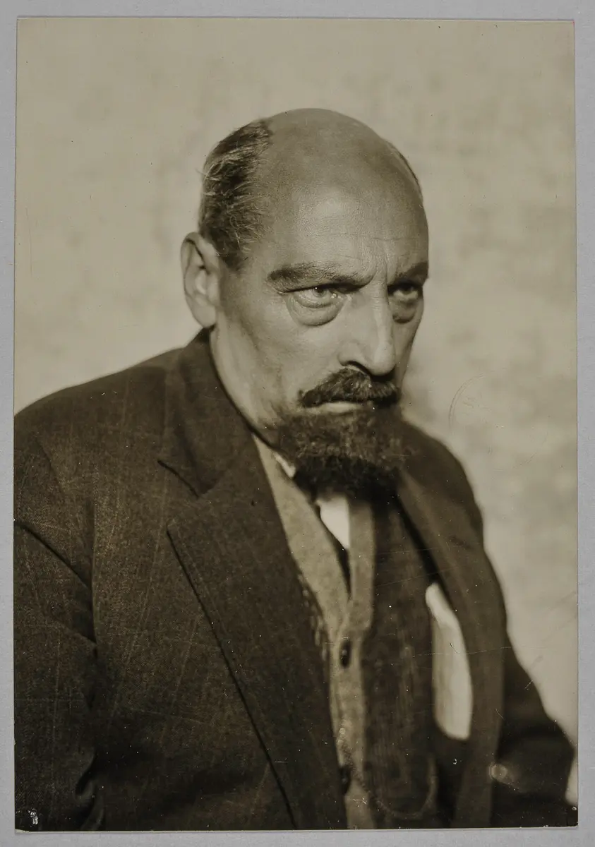 Eduard Rothauser, Verweis auf Stücktitel: Lenin. Die Tragödie einer Revolution.
