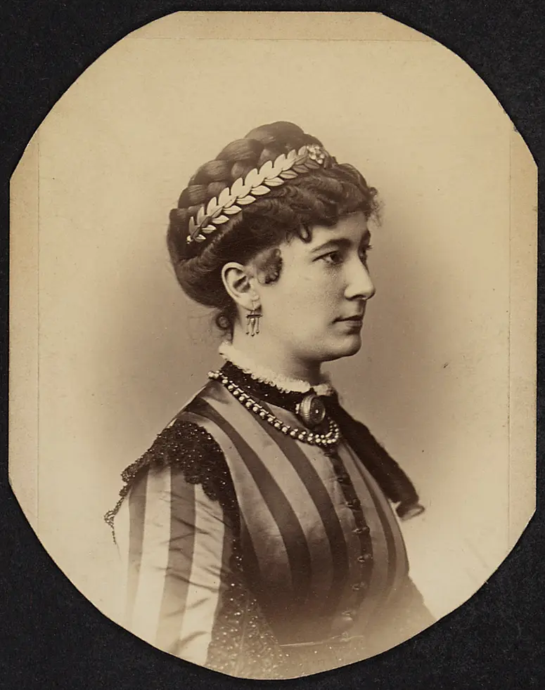 Charlotte Wolter