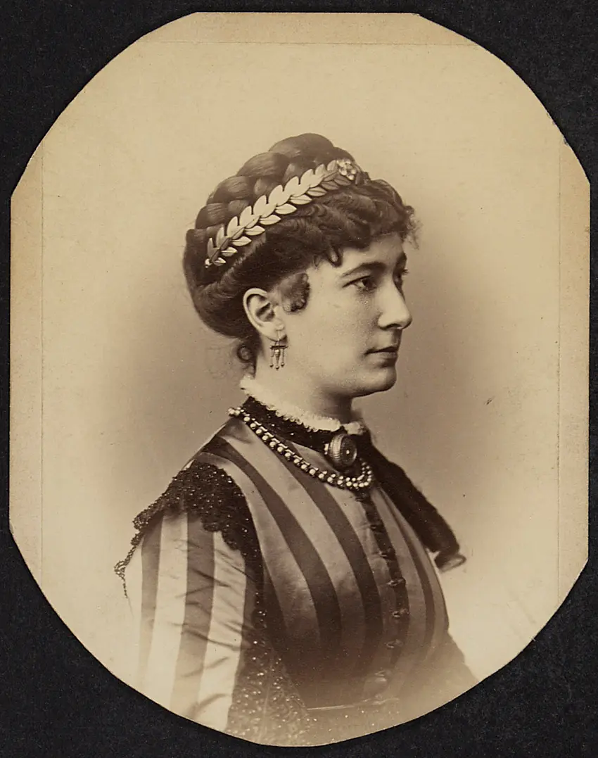 Charlotte Wolter