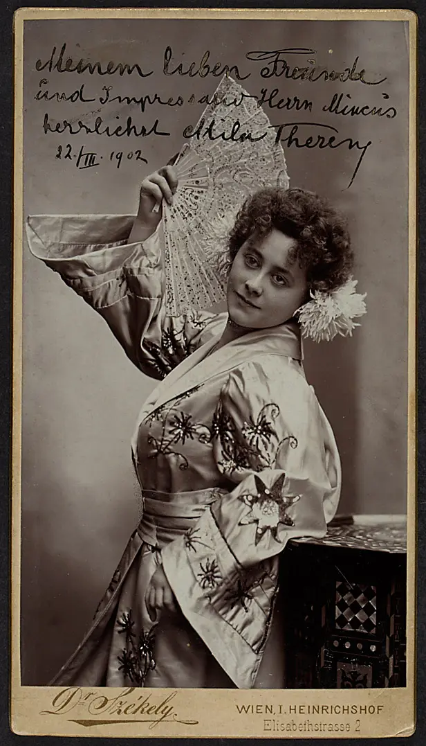 Mila Theren