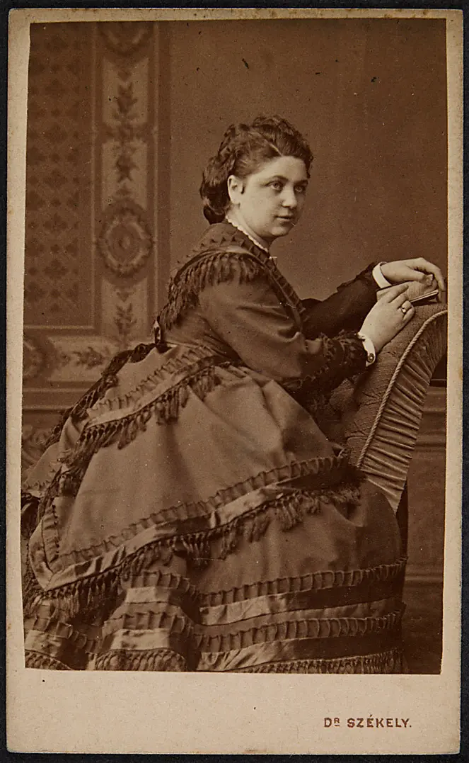 Anna Kratz