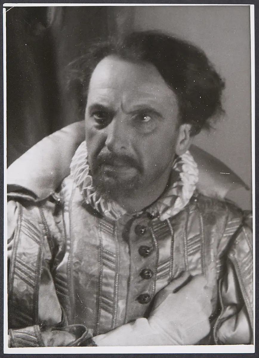 Ludwig Hillinger, Verweis auf Stücktitel: Maria Stuart